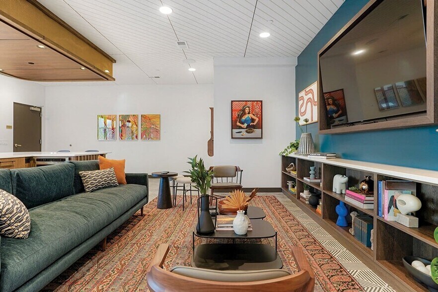 More Photos Of 1040 Santa Fe Dr, Denver Apartments For Lease