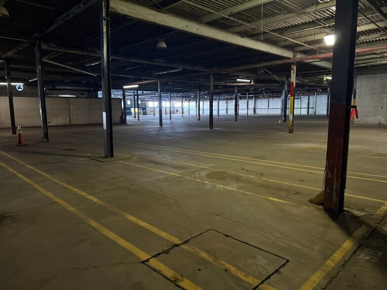 More Photos Of 73 Neale Rd, Vienna Warehouse For Lease