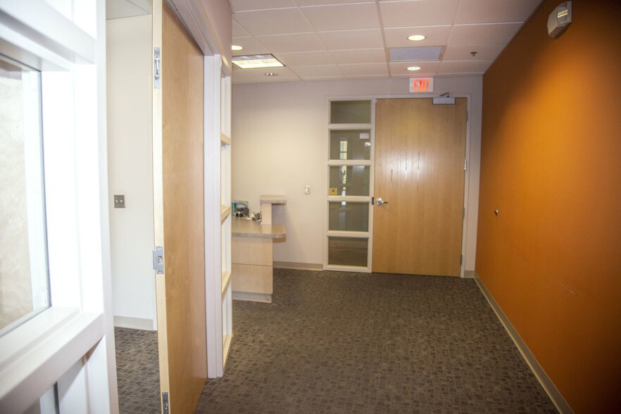 More Photos Of 100 Gold Ave SW, Albuquerque Apartments For Sale