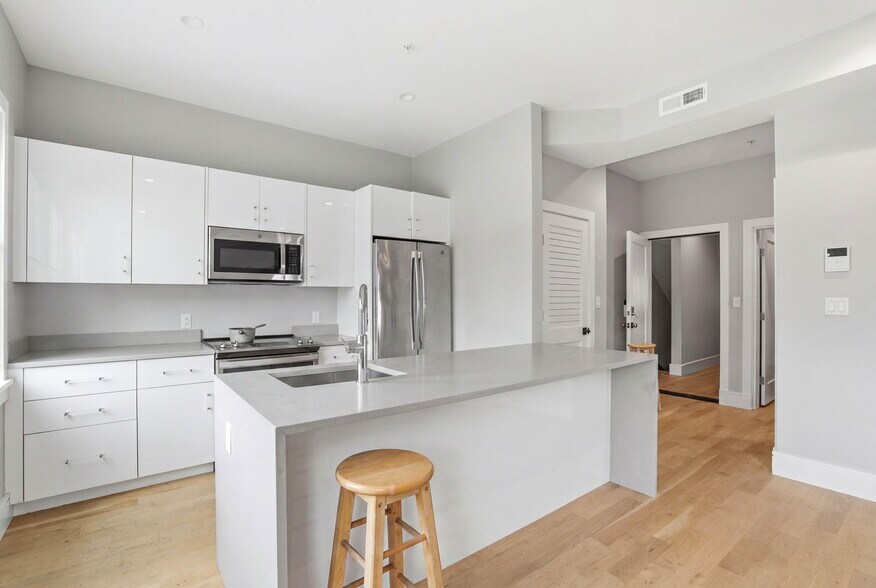 More Photos Of 717 Centre St, Boston Multifamily For Sale