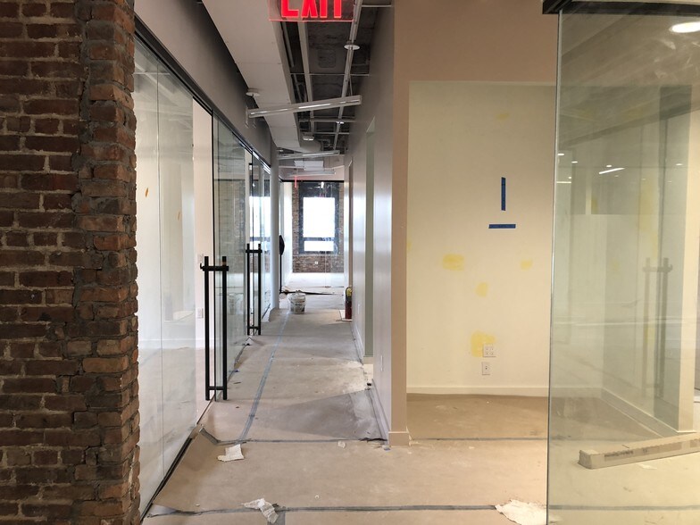 More Photos Of 839 Broadway, Brooklyn Freestanding For Lease