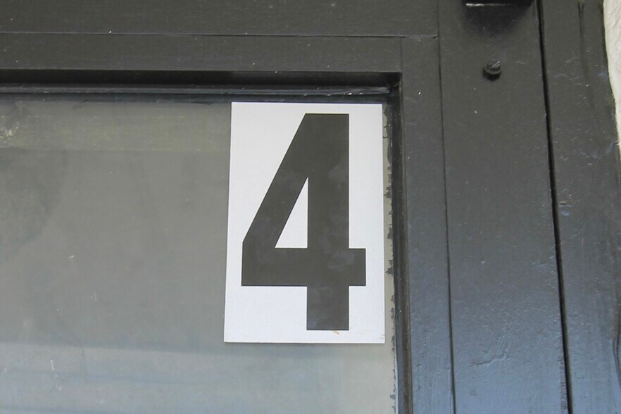 More Photos Of , Dundee Unknown For Sale