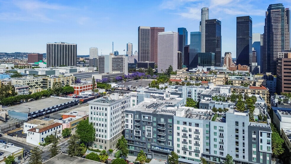 More Photos Of 1120 W 6th St, Los Angeles Apartments For Lease