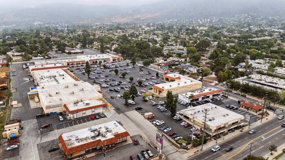 More Photos Of 13185 Gladstone Ave, Sylmar General Retail For Sale