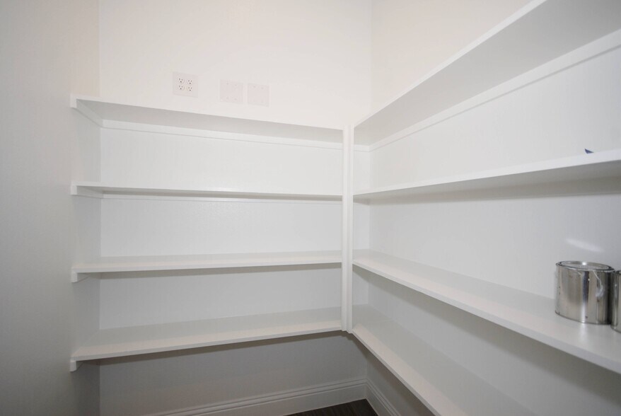 More Photos Of 2601 Little Elm Pky, Little Elm Office For Lease