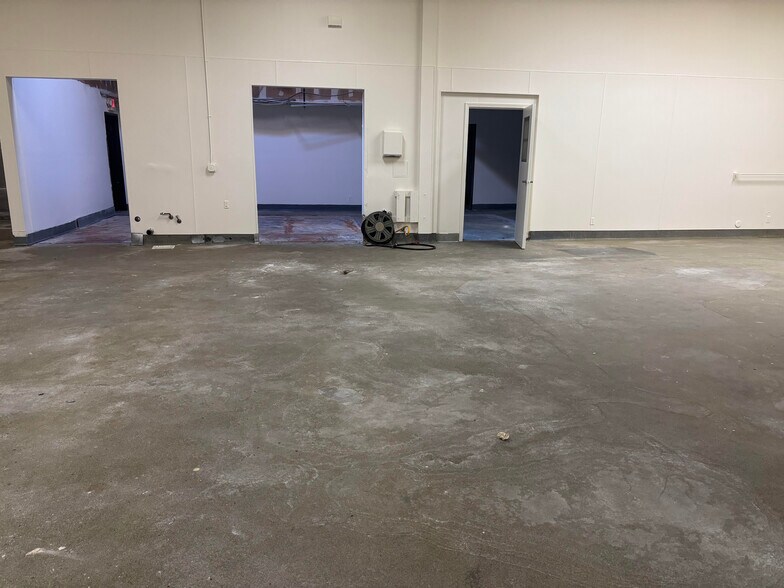 More Photos Of 1940 Frank Stiles St, South El Monte Warehouse For Lease