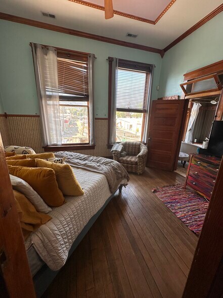 More Photos Of 36 W Utah Ave, Payson Storefront For Sale