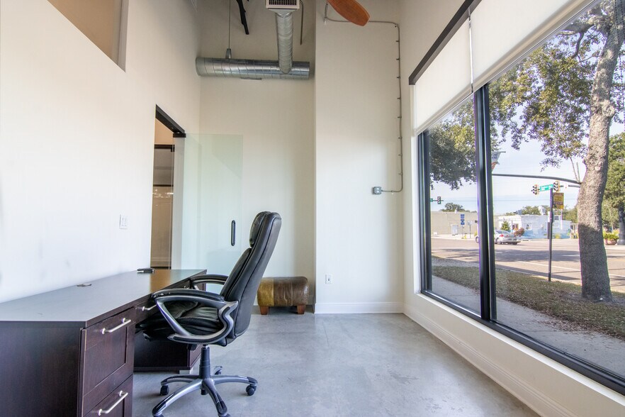 More Photos Of 1980 Central Ave, Saint Petersburg Loft Creative Space For Sale