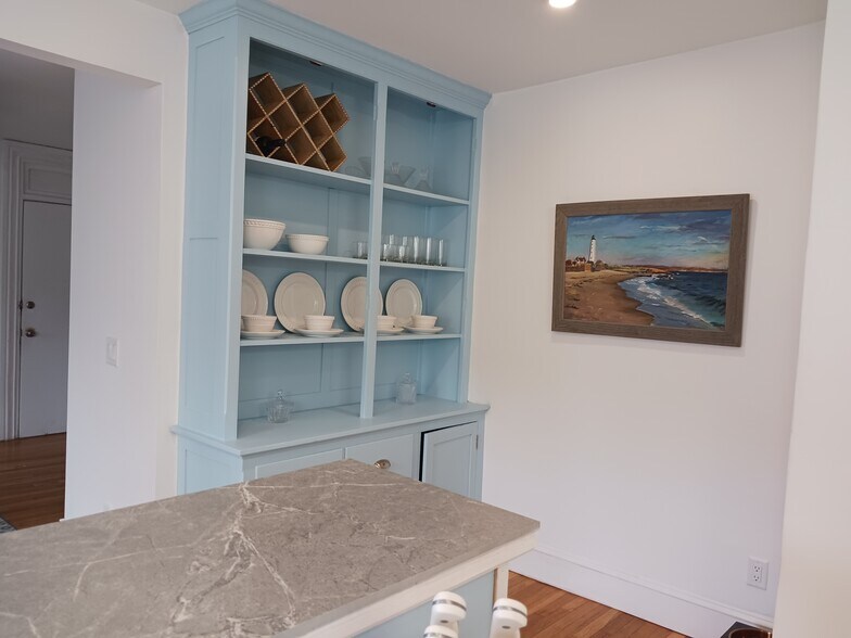 More Photos Of 117 Water St, Stonington Apartments For Sale