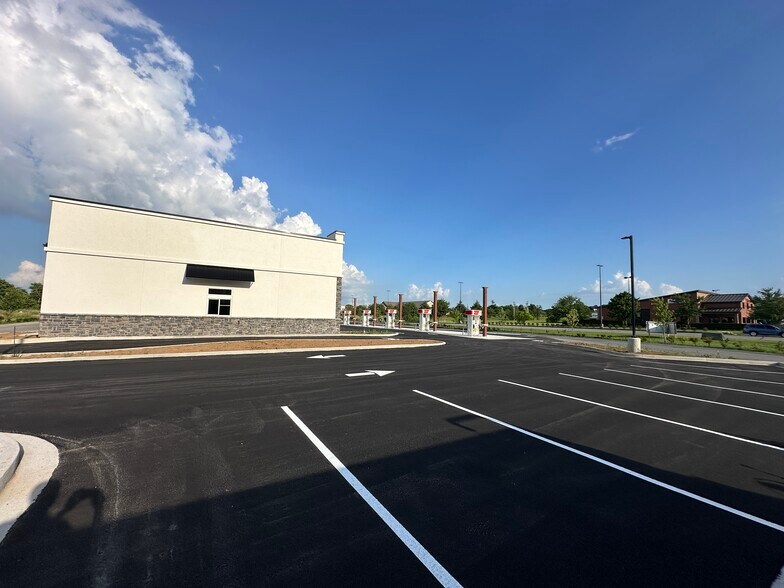 More Photos Of 511 E Brannon Rd, Nicholasville Restaurant For Lease