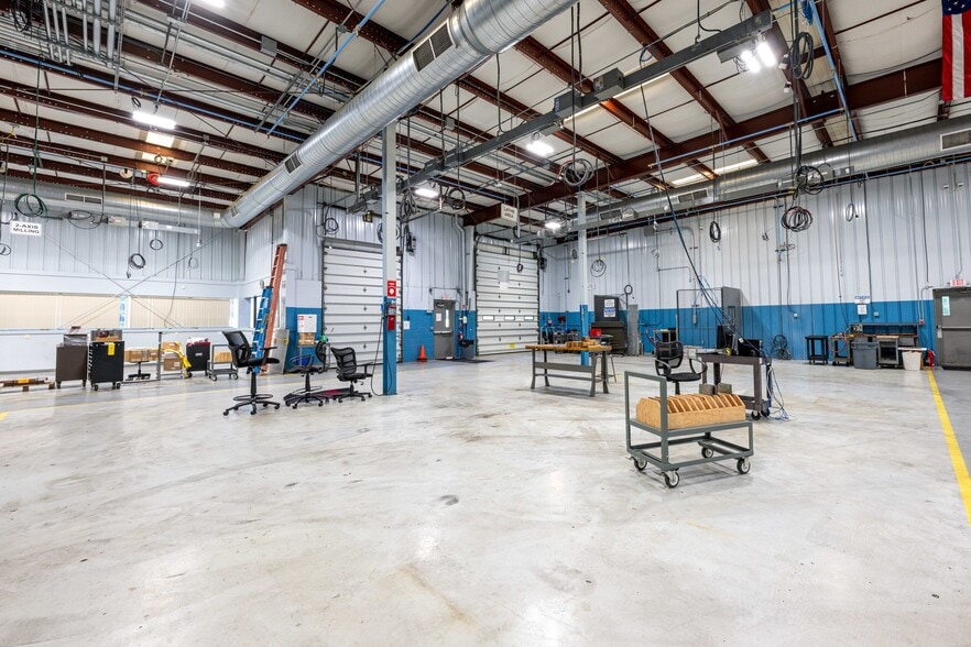 More Photos Of 128 Long Hill Cross Rd, Shelton Manufacturing For Sale