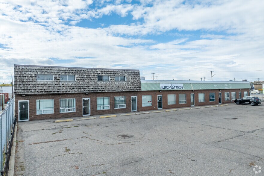 Primary Photo Of 2109-2117 50th St SE, Calgary Light Distribution For Lease