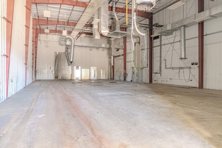More Photos Of 4611 Wiseman Blvd, San Antonio Manufacturing For Sale