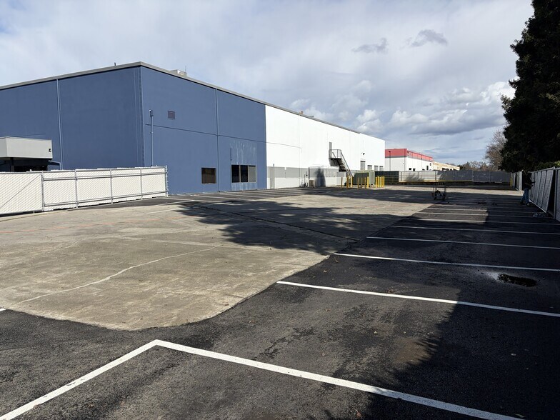 More Photos Of 1201 Shore St, West Sacramento Warehouse For Lease
