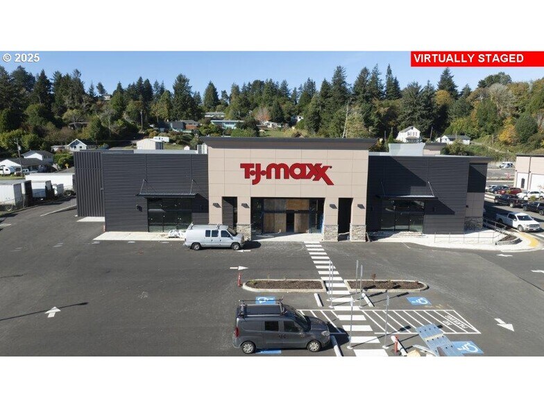 Primary Photo Of 1233 Teakwood Ave, Coos Bay General Retail For Sale