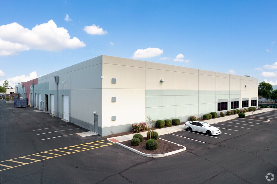 More Photos Of 500 N 54th St, Chandler Unknown For Lease