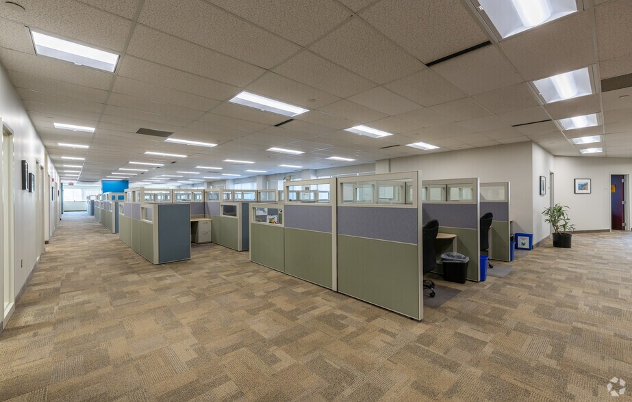 More Photos Of 50 Washington St, Westborough Office For Lease