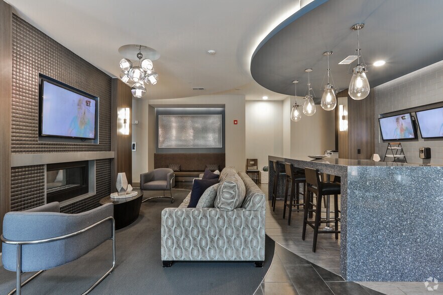 More Photos Of 111 Glenridge Point Pky NE, Sandy Springs Apartments For Lease