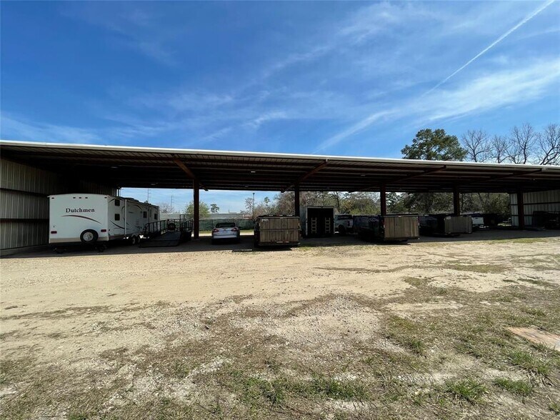 More Photos Of 3443 Pinemont Dr, Houston Land For Lease