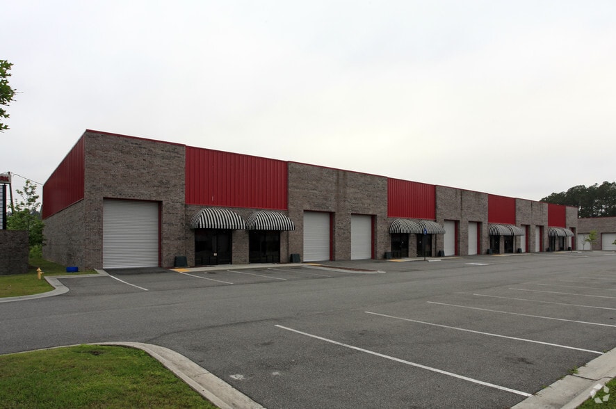 More Photos Of 1018 Highway 80 W, Pooler Showroom For Lease
