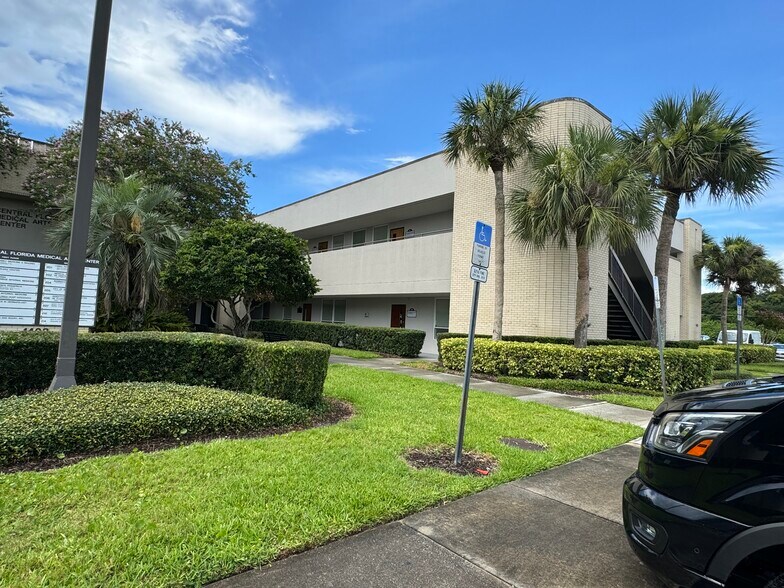 More Photos Of 1403 Medical Plaza Dr, Sanford Medical For Sale