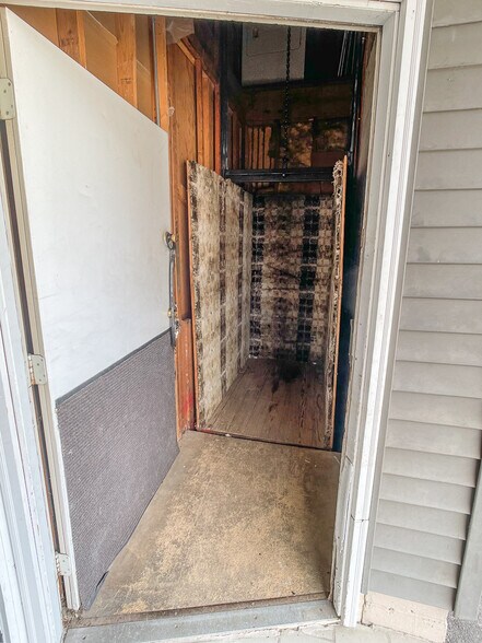 More Photos Of 203 S 18th St, Lafayette Storefront Retail Office For Sale