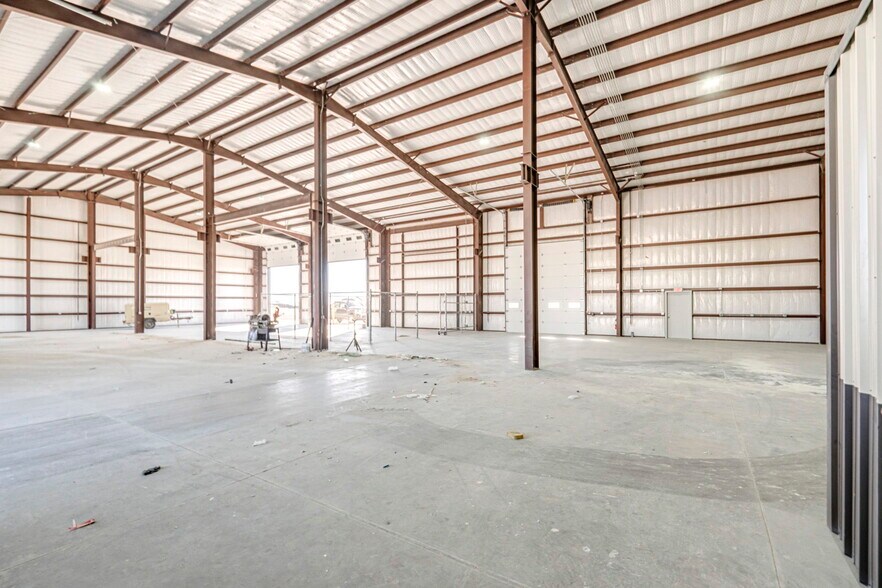 More Photos Of 16791 W Basin St, Odessa Warehouse For Sale
