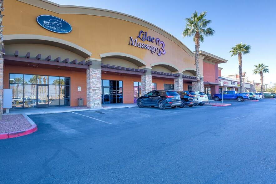 More Photos Of 825-955 W Craig Rd, North Las Vegas Unknown For Lease