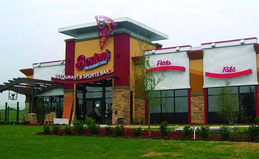 More Photos Of 15310 Main St, Mill Creek Restaurant For Lease