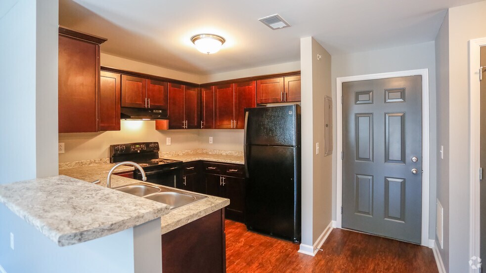 More Photos Of 2701 Sevier Ave, Knoxville Apartments For Sale