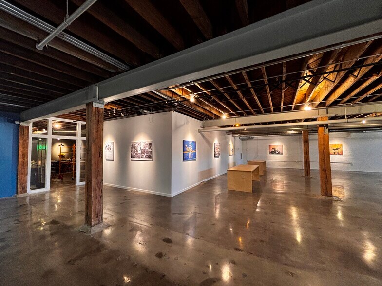 More Photos Of 319 SW 5th St, Des Moines Loft Creative Space For Lease