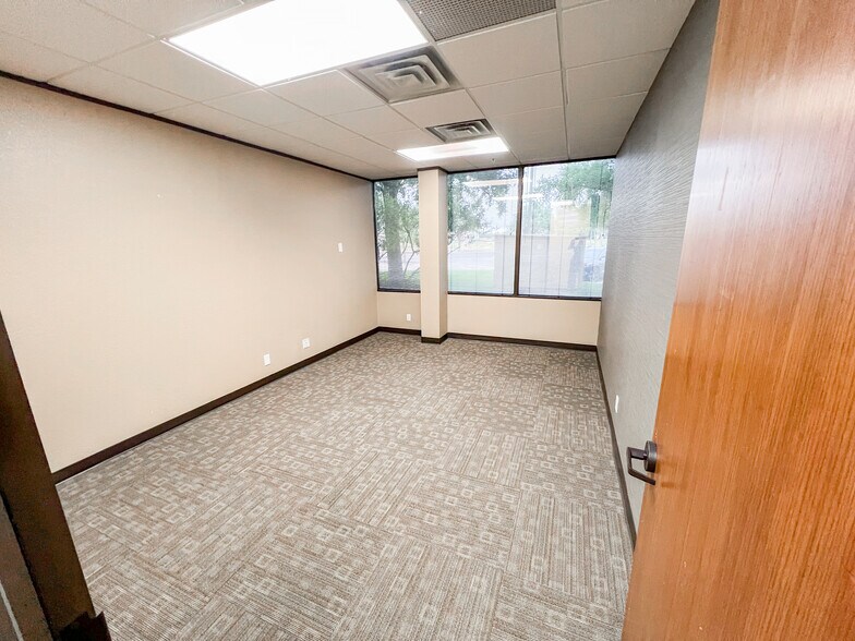 More Photos Of 3510 N A St, Midland Office For Lease