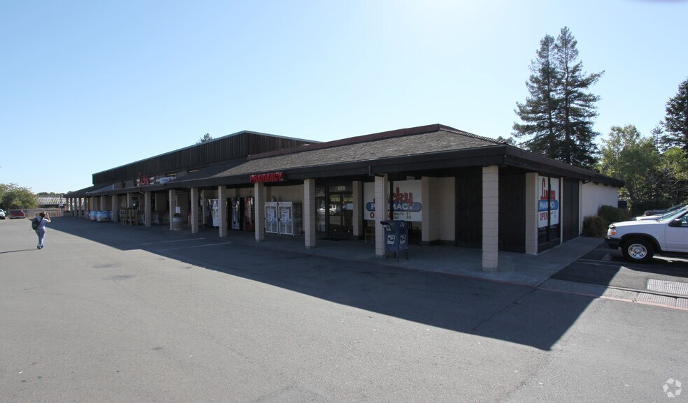 Primary Photo Of 560 Magnolia Ave, Larkspur Supermarket For Sale