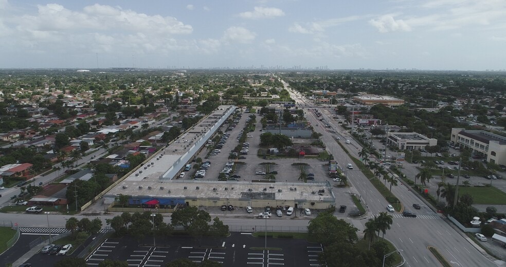 More Photos Of 4705-4773 NW 183rd St, Miami Gardens Unknown For Lease