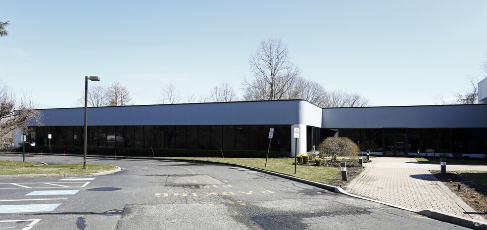 More Photos Of 107 Monmouth Rd, West Long Branch Medical For Lease