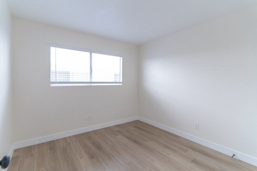 More Photos Of 2830 235th St, Torrance Apartments For Sale