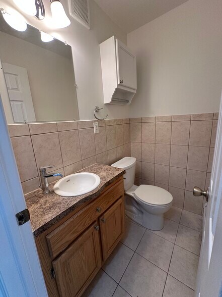 More Photos Of 5279 Arthur Kill Rd, Staten Island Apartments For Sale