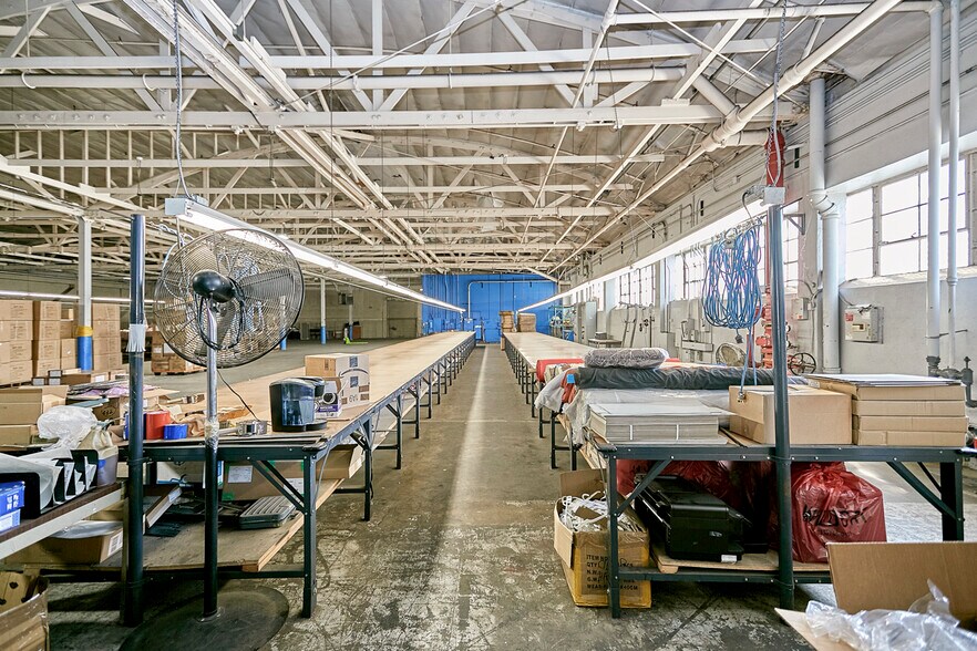 More Photos Of 164 W Jefferson Blvd, Los Angeles Warehouse For Sale