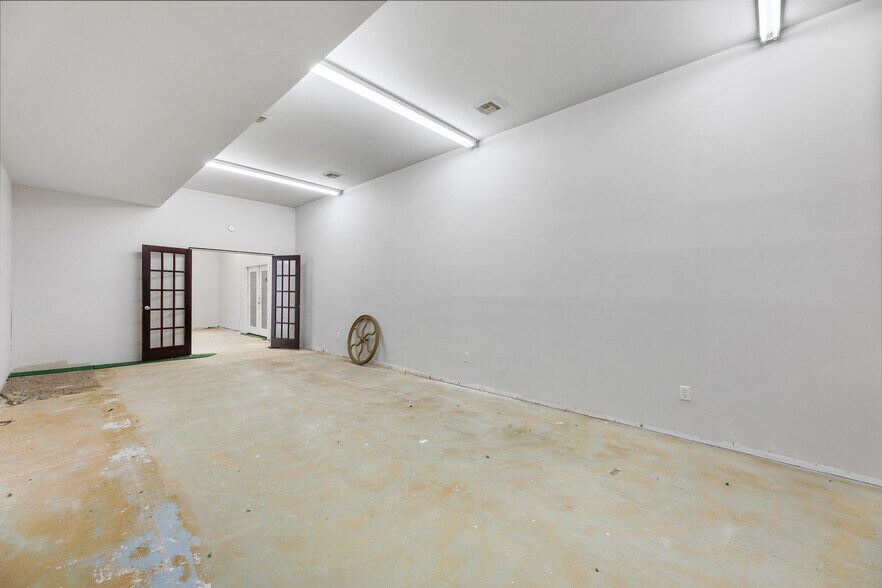 More Photos Of 2214 Route 37 E, Toms River Office For Lease