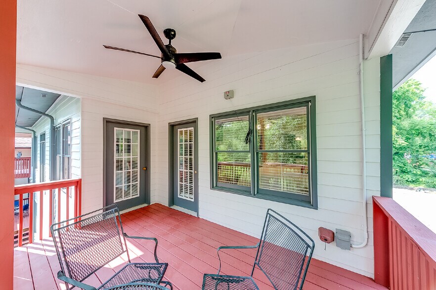 More Photos Of 892 Edelweiss Strasse, Helen Hotel For Sale