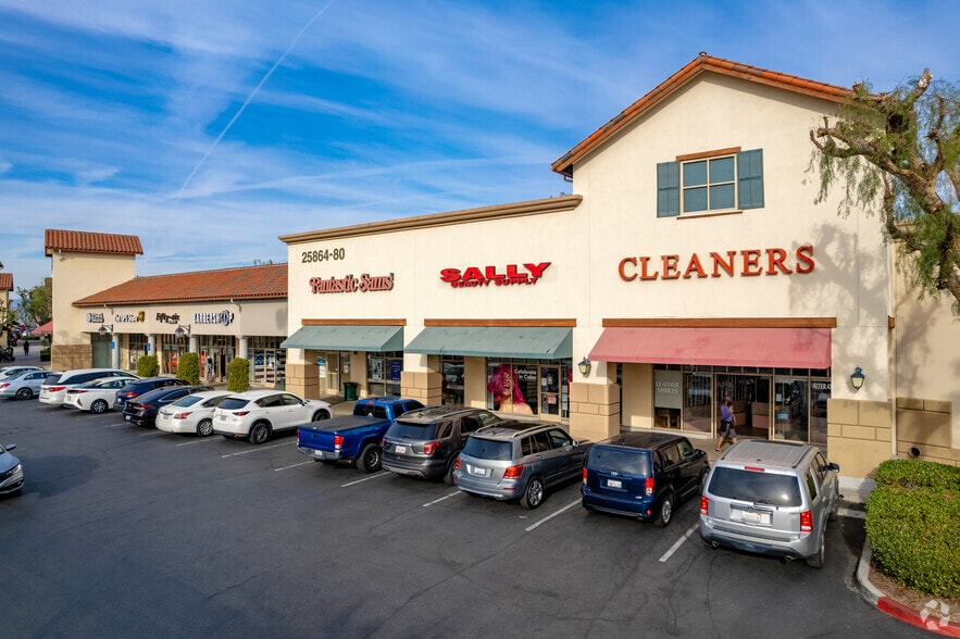 More Photos Of 25450 The Old Rd, Valencia Unknown For Lease