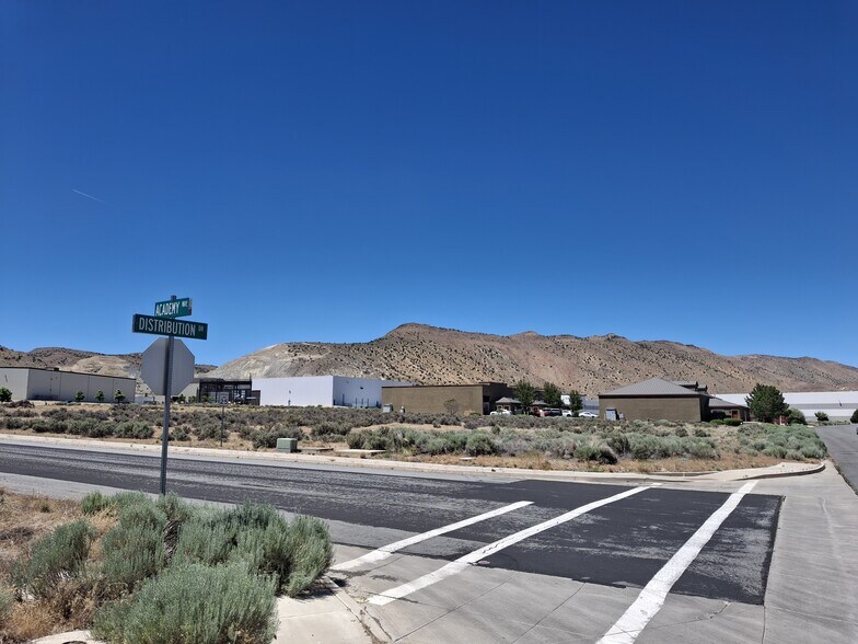 More Photos Of 205 Distribution dr, Sparks Land For Sale