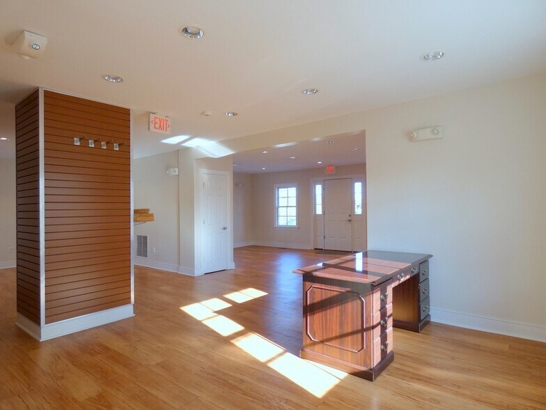 More Photos Of 180 Saugatuck Ave, Westport Medical For Sale