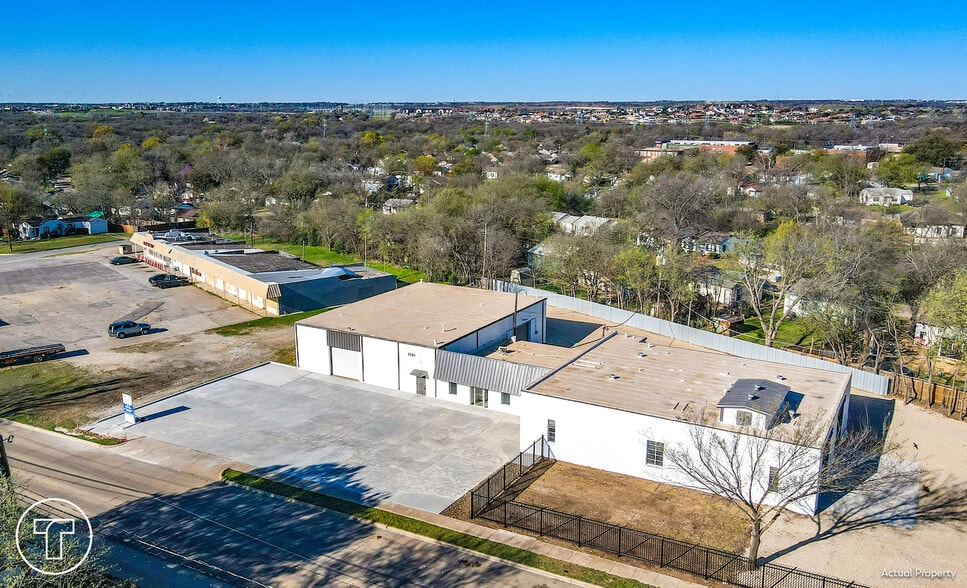 More Photos Of 4924 Old Benbrook Rd, Fort Worth Warehouse For Sale