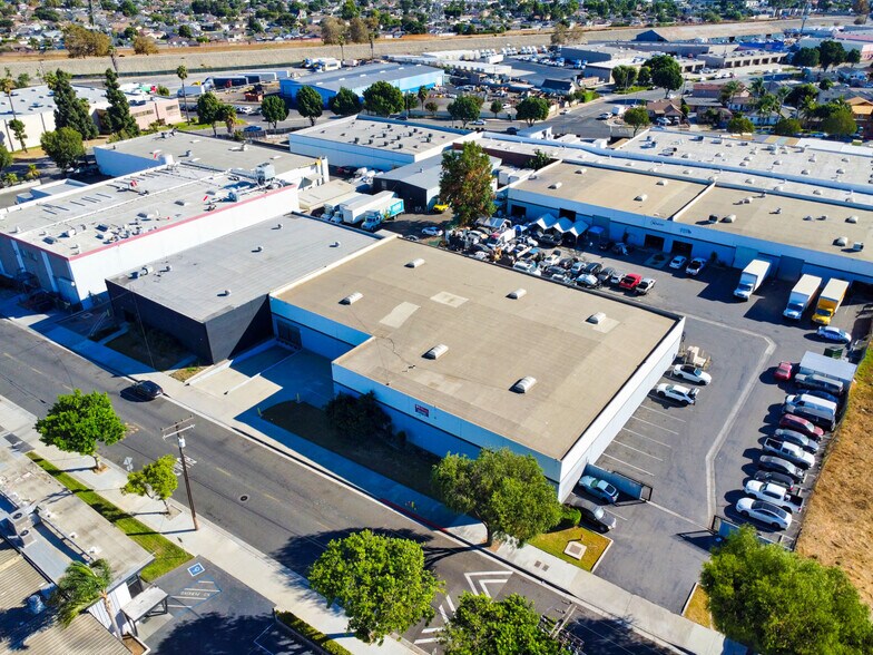 More Photos Of 6840-6846 Suva St, Bell Gardens Unknown For Lease