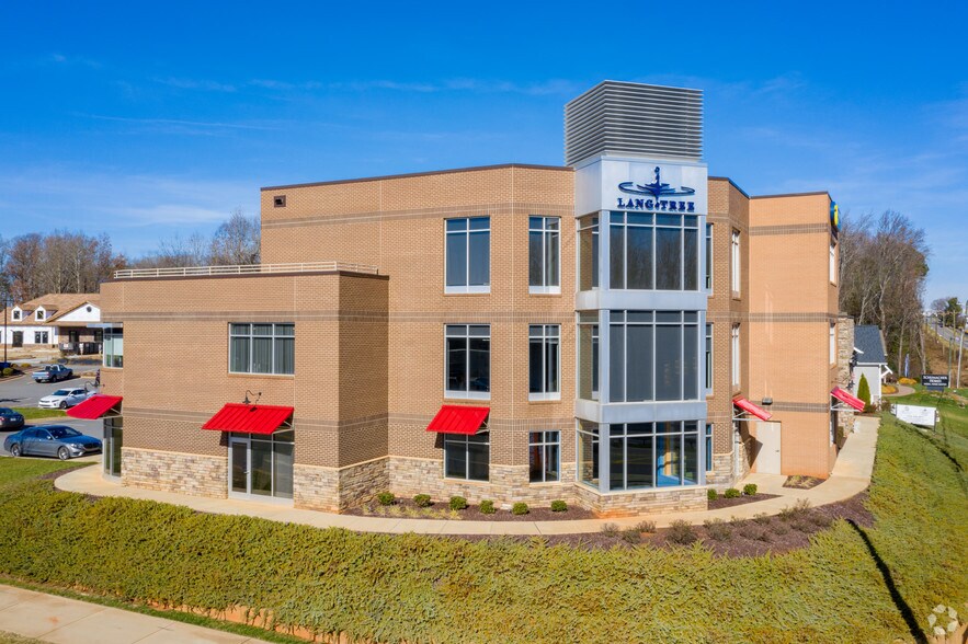 Primary Photo Of 331 Alcove Rd, Mooresville Medical For Lease