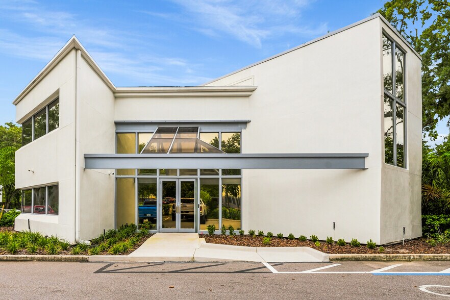 More Photos Of 238 N Westmonte Dr, Altamonte Springs Office For Lease