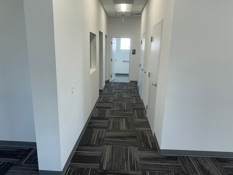 More Photos Of 6061 Estero Blvd, Fort Myers Bank For Sale