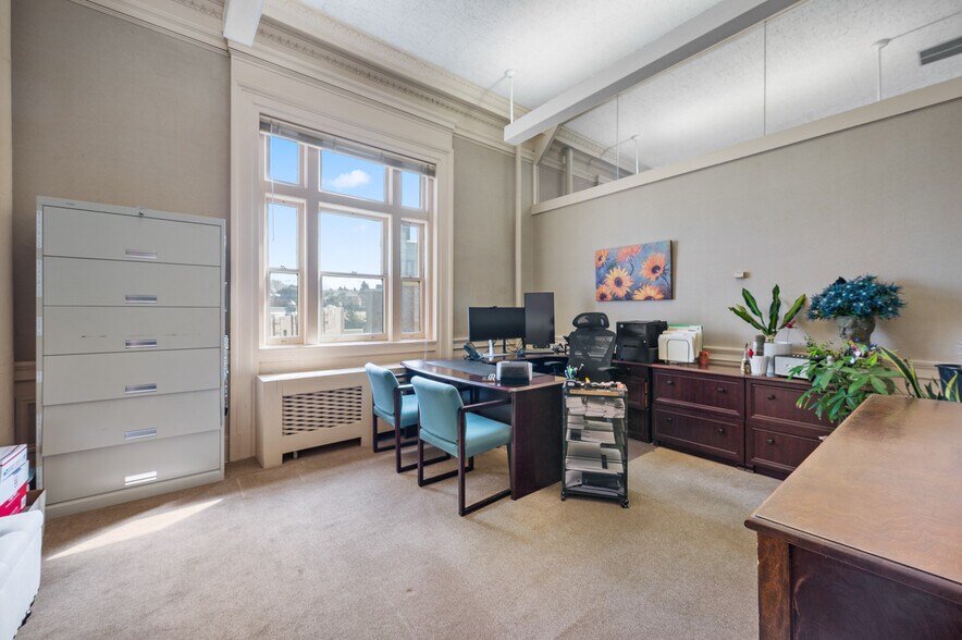 More Photos Of 24 W 6th Ave, Helena Office For Lease