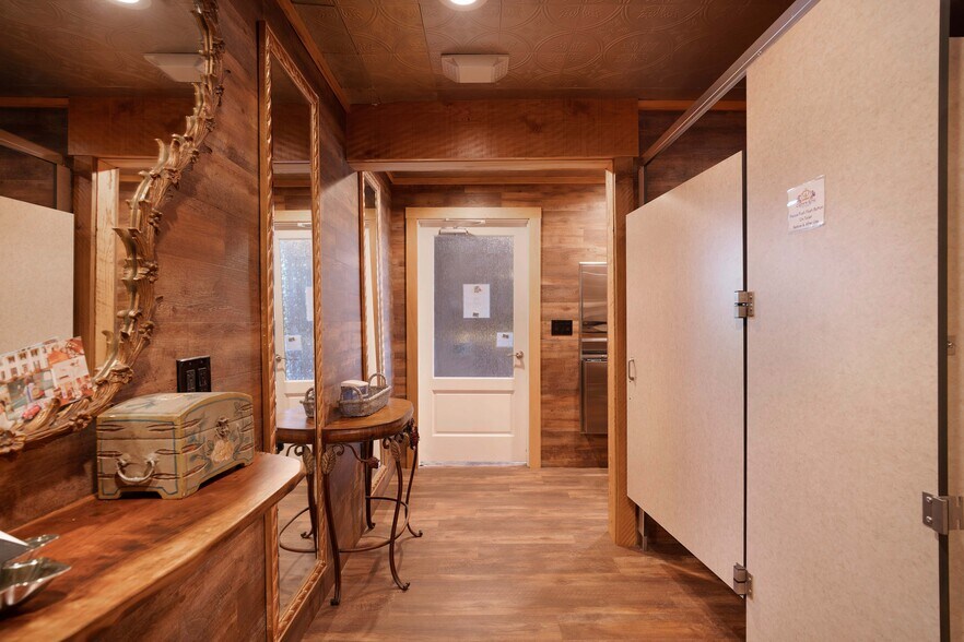 More Photos Of 1902 Jefferson Pike, Brunswick Lodge Meeting Hall For Lease